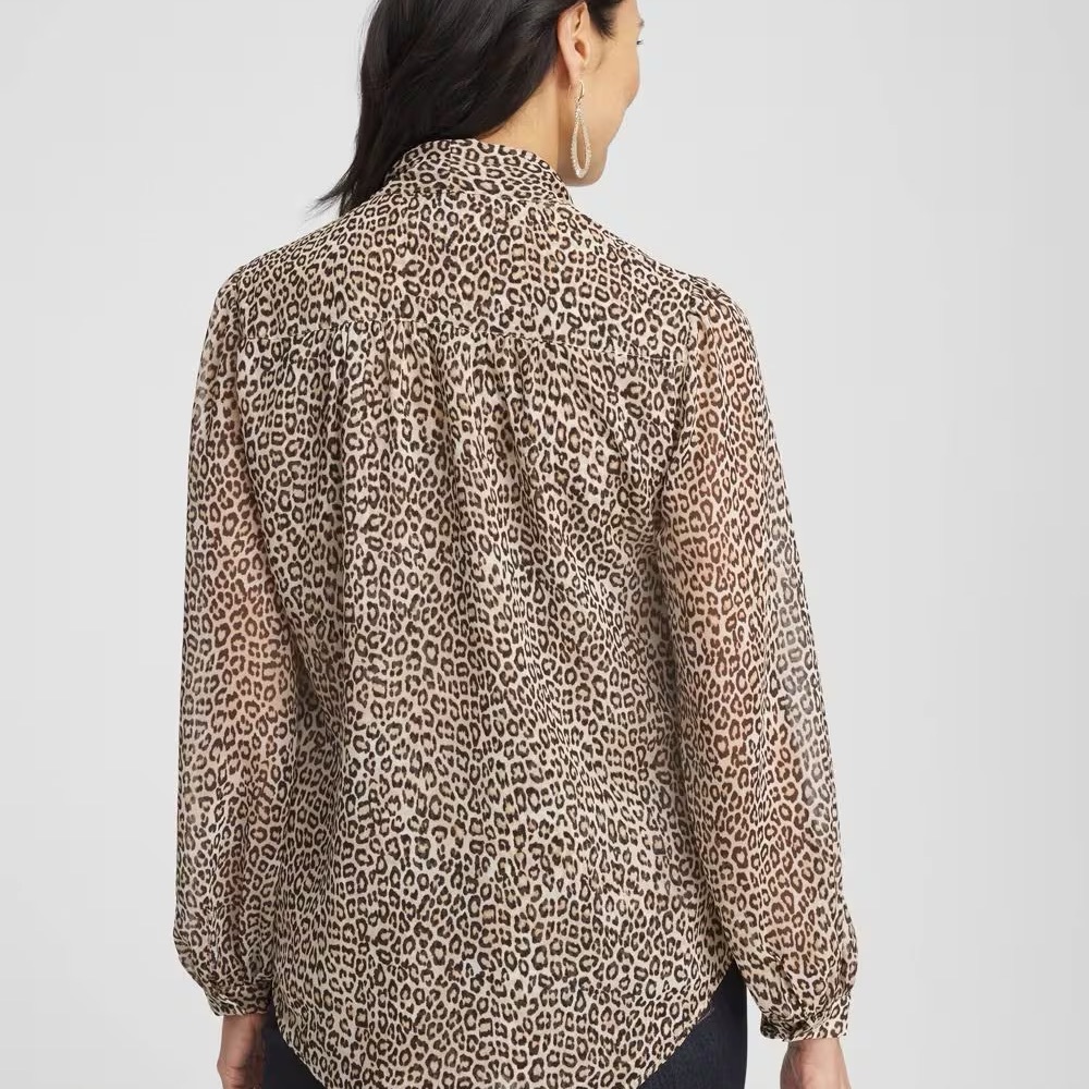 Chico’s Leopard Print Bow Tie Blouse Large - Picture 5 of 13